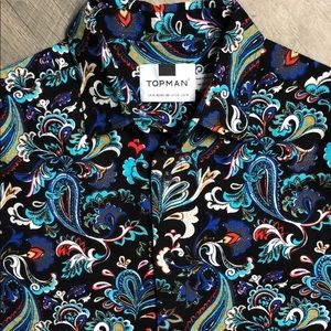 Men’s Casual Fit Button Up